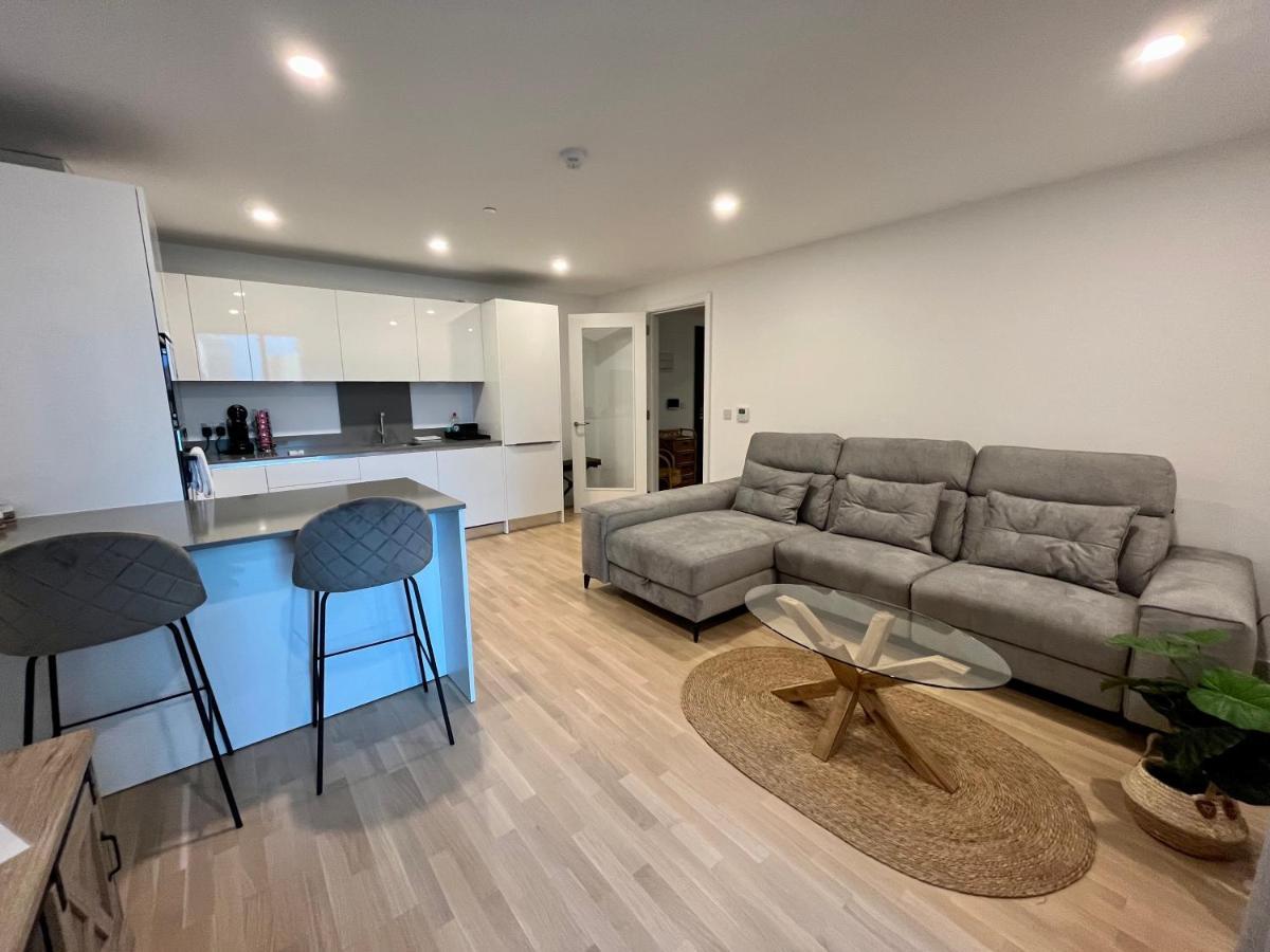 Modern Apartment With Spa And Pool Γιβραλτάρ Εξωτερικό φωτογραφία