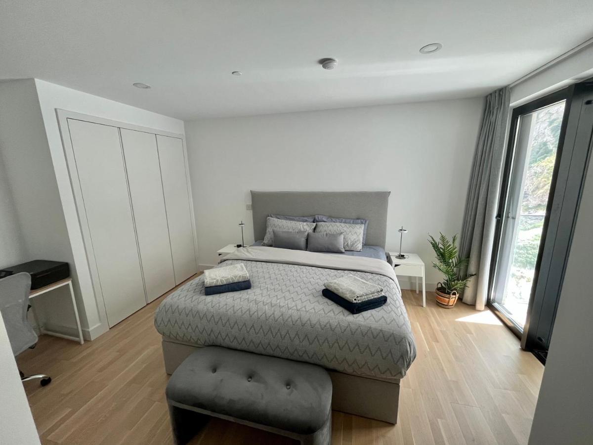 Modern Apartment With Spa And Pool Γιβραλτάρ Εξωτερικό φωτογραφία