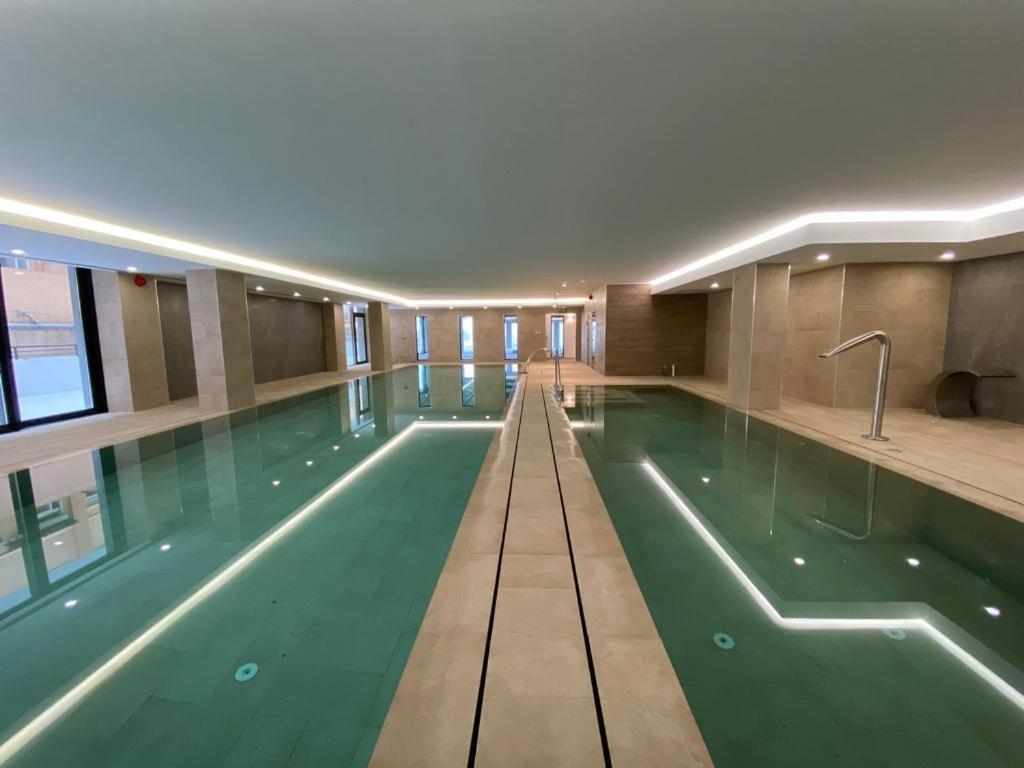 Modern Apartment With Spa And Pool Γιβραλτάρ Εξωτερικό φωτογραφία